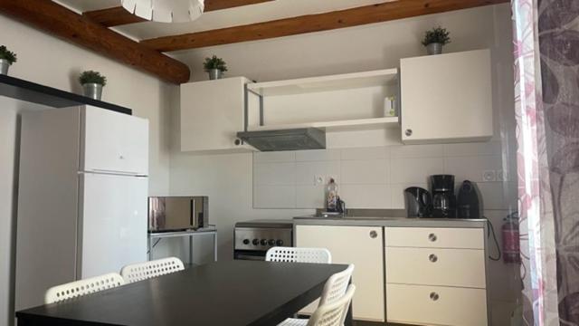 L'Isle Apartment Beaucaire  Luaran gambar