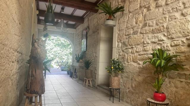 L'Isle Apartment Beaucaire  Luaran gambar