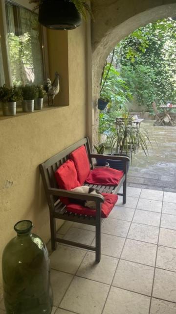 L'Isle Apartment Beaucaire  Luaran gambar