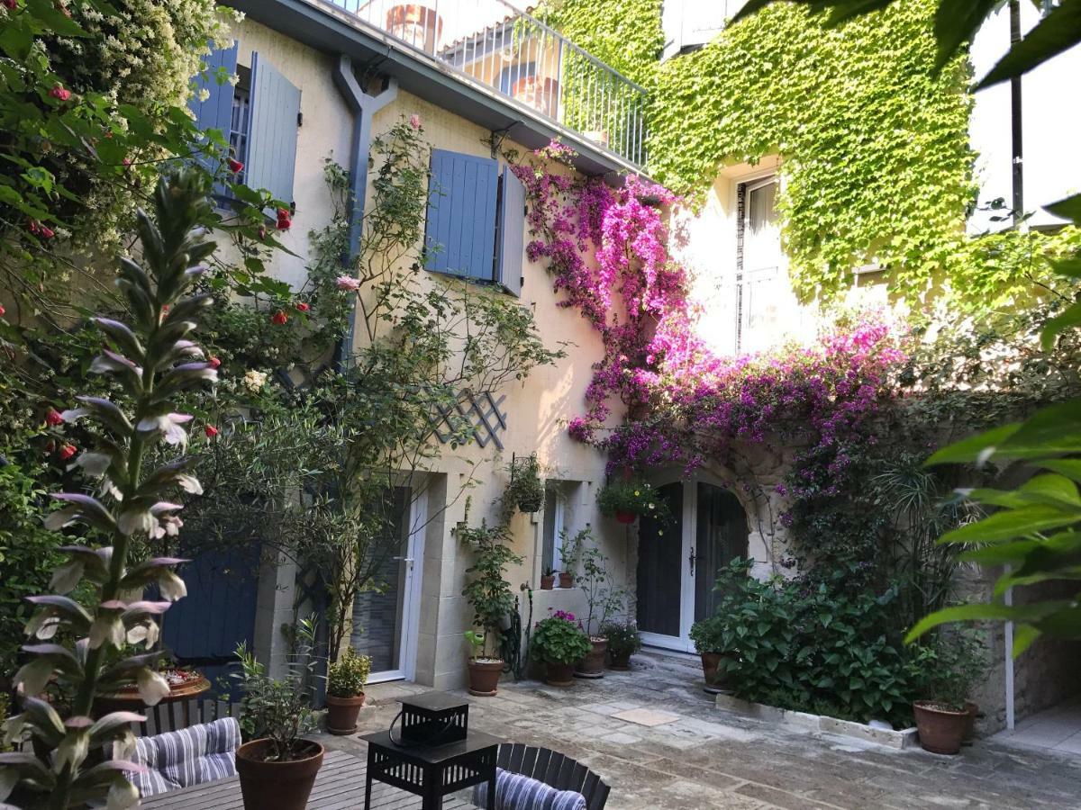 L'Isle Apartment Beaucaire  Luaran gambar